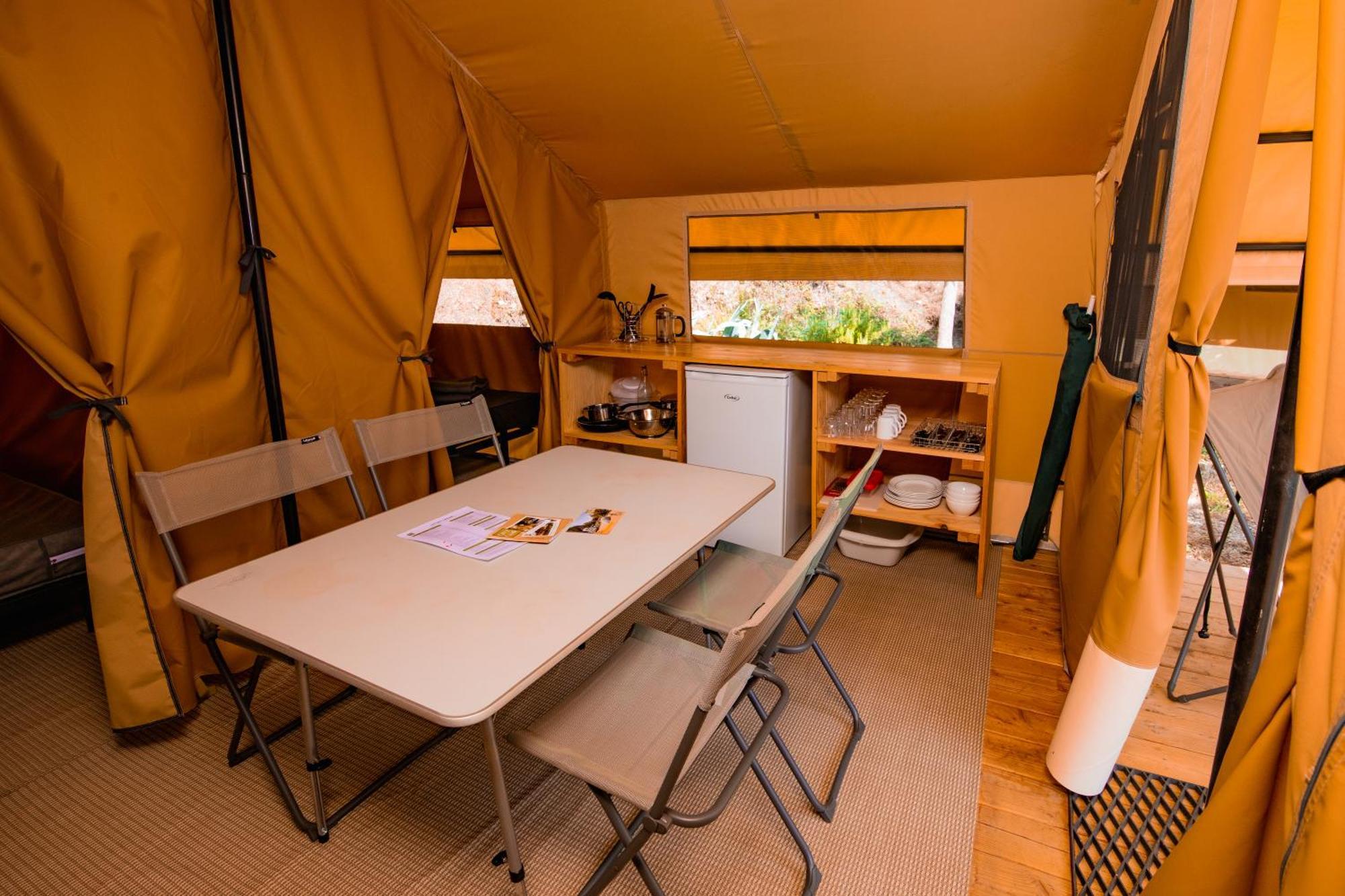 Camping Onlycamp Du Moulin 克利松 外观 照片