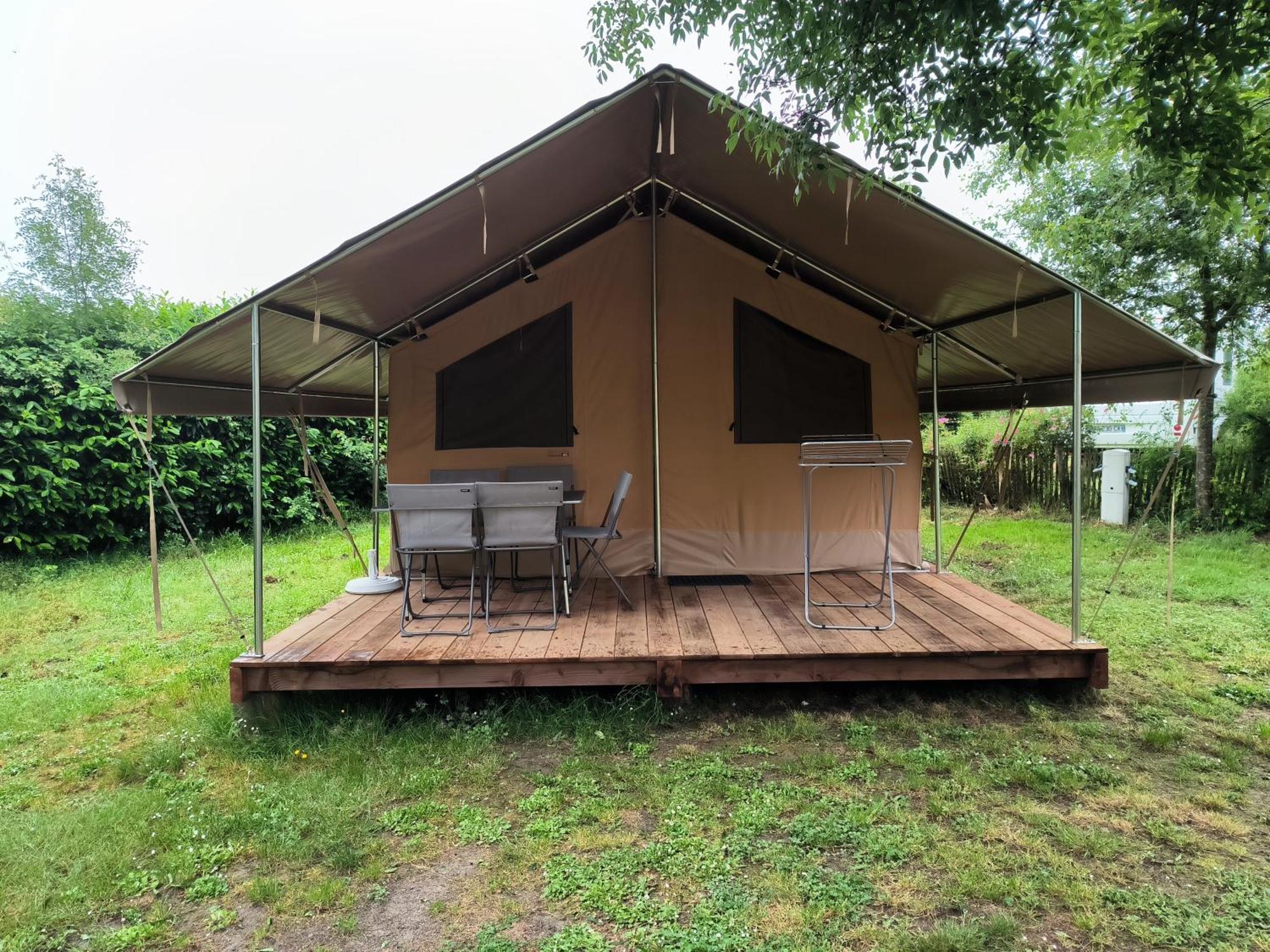 Camping Onlycamp Du Moulin 克利松 外观 照片